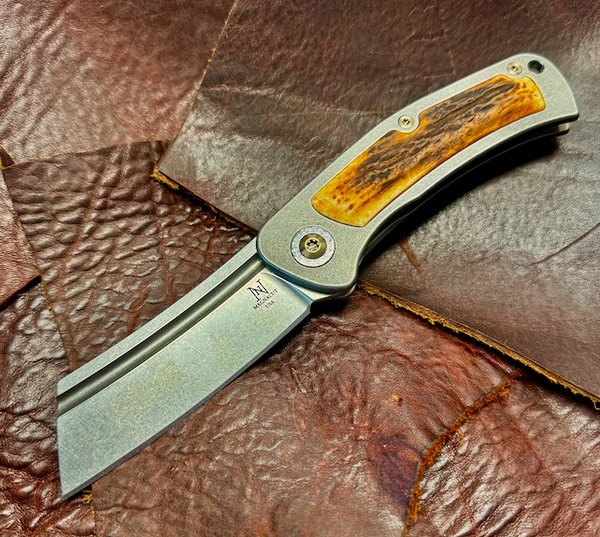 Dreadnought Folder - Antiqued Stag Inlay